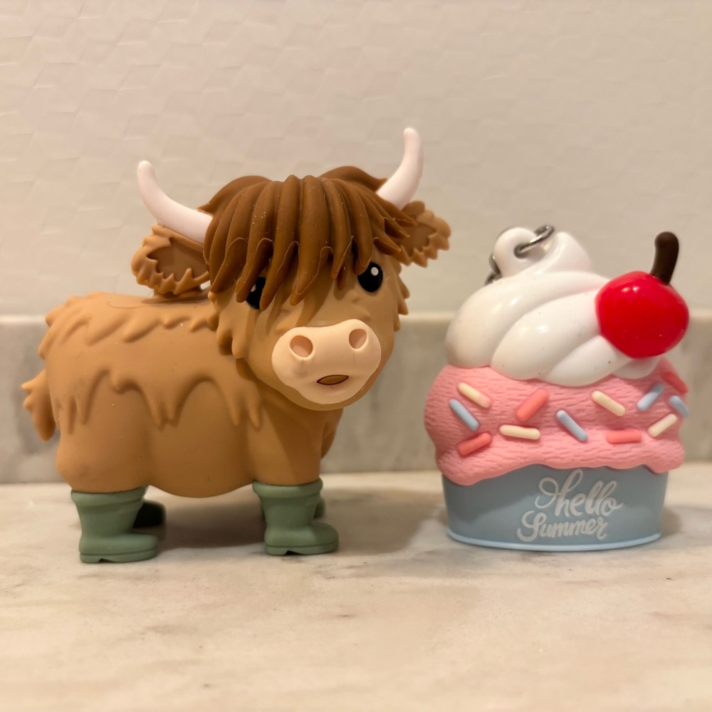 Bath & Body Works Highland Cow/Dessert Sundae Pocketbac Holders
